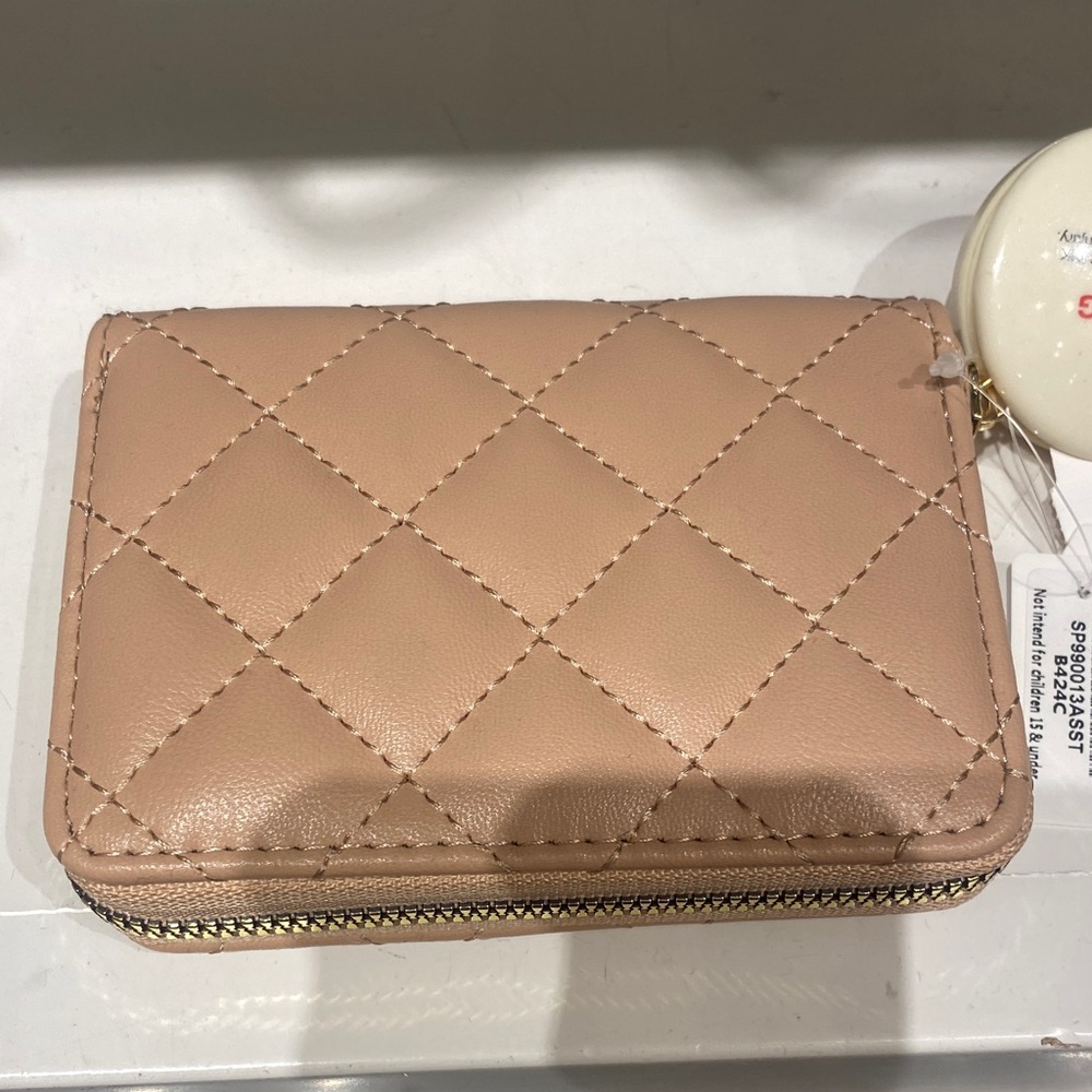 Faux leather Quilted chevron  Nude Leather Wallet coconut purse cardholder